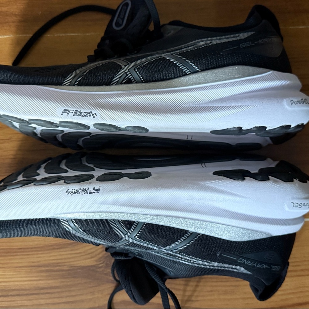 ASICS GEL-KAYANO 31 running shoe - Picture 7 of 13